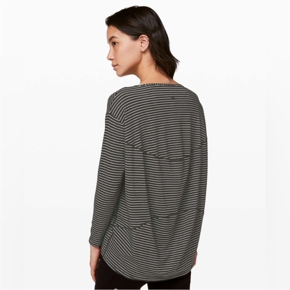 lululemon athletica Tops - Lululemon Back In Action Long Sleeve Striped Top 6 Dark Grey White